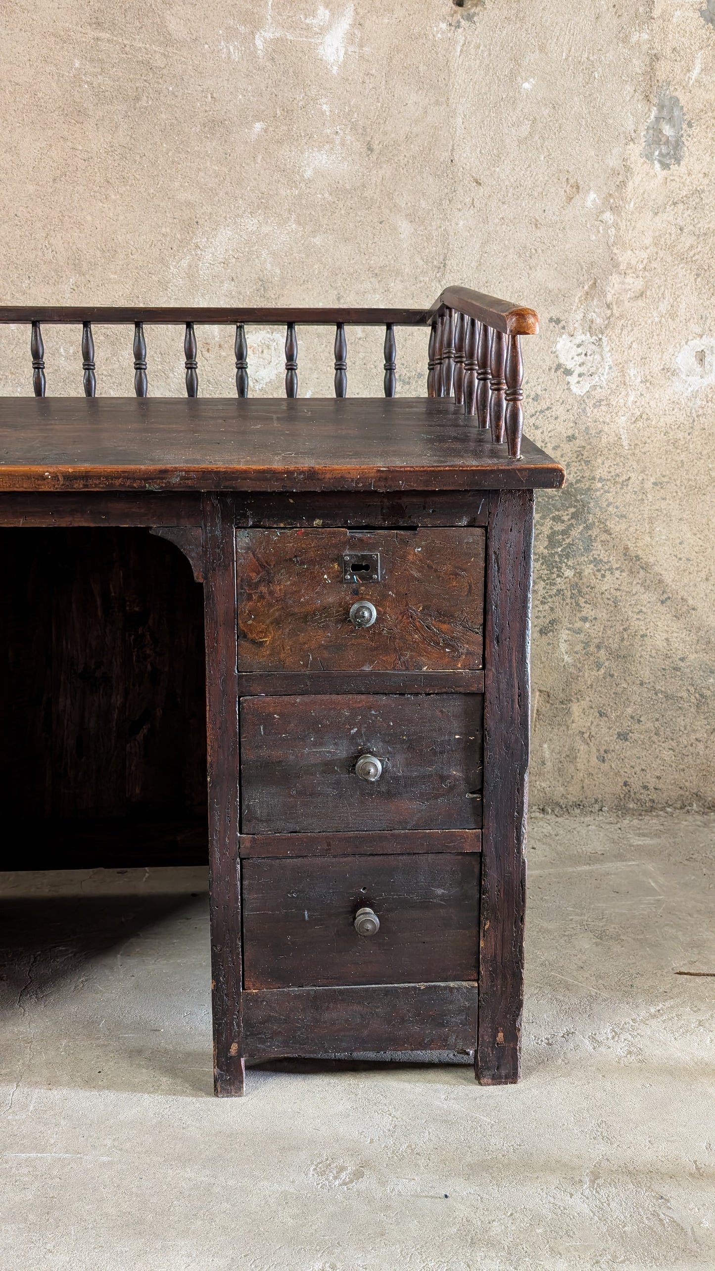 BUREAU VINTAGE