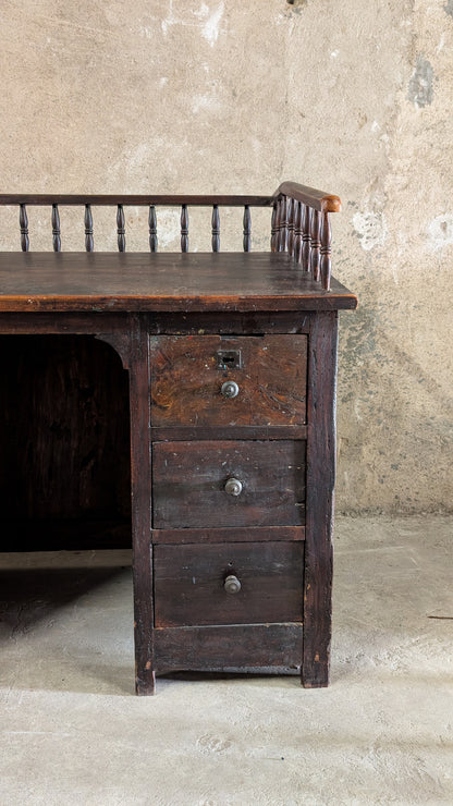 BUREAU VINTAGE