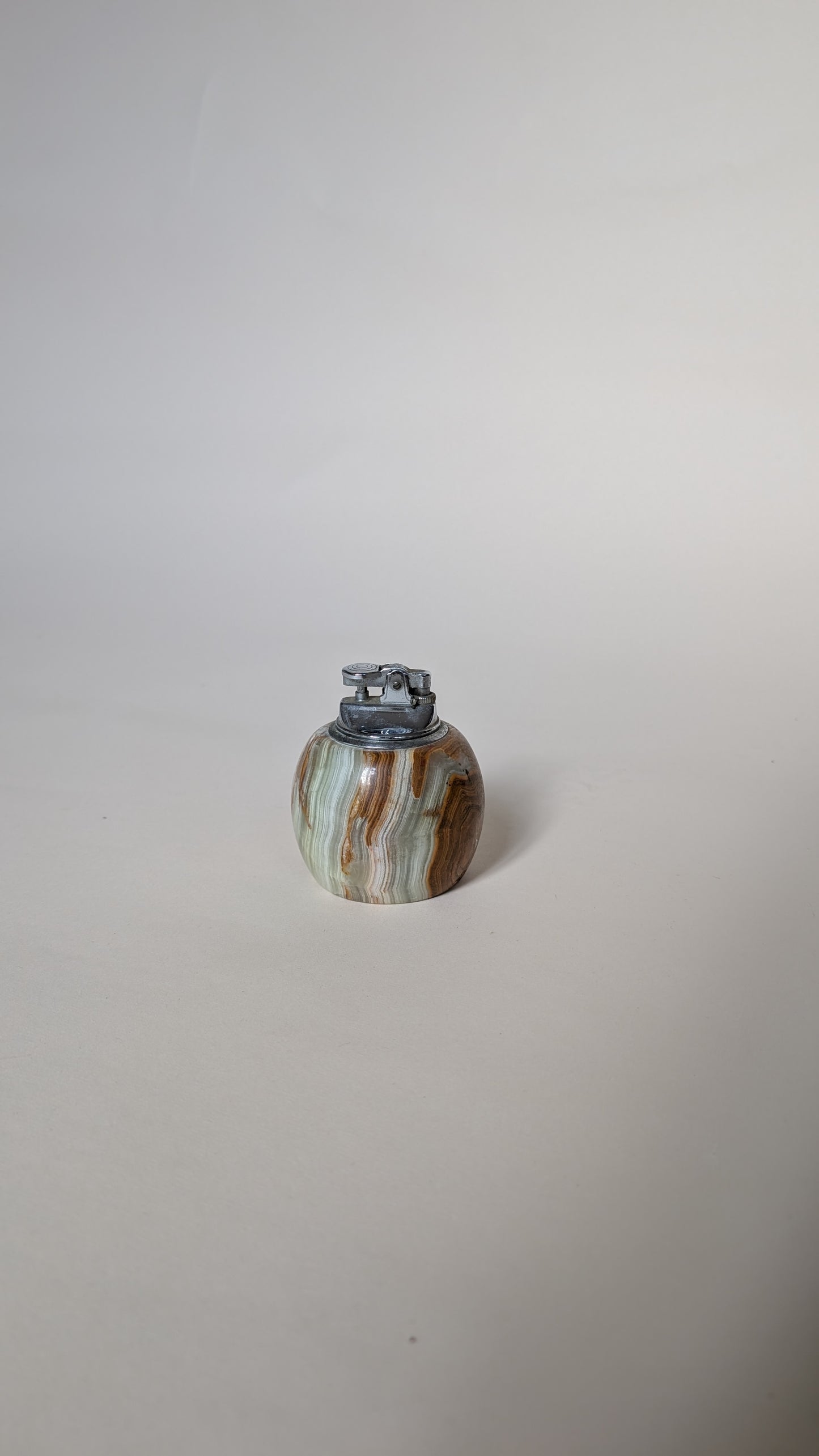 BRIQUET DE TABLE EN ONYX