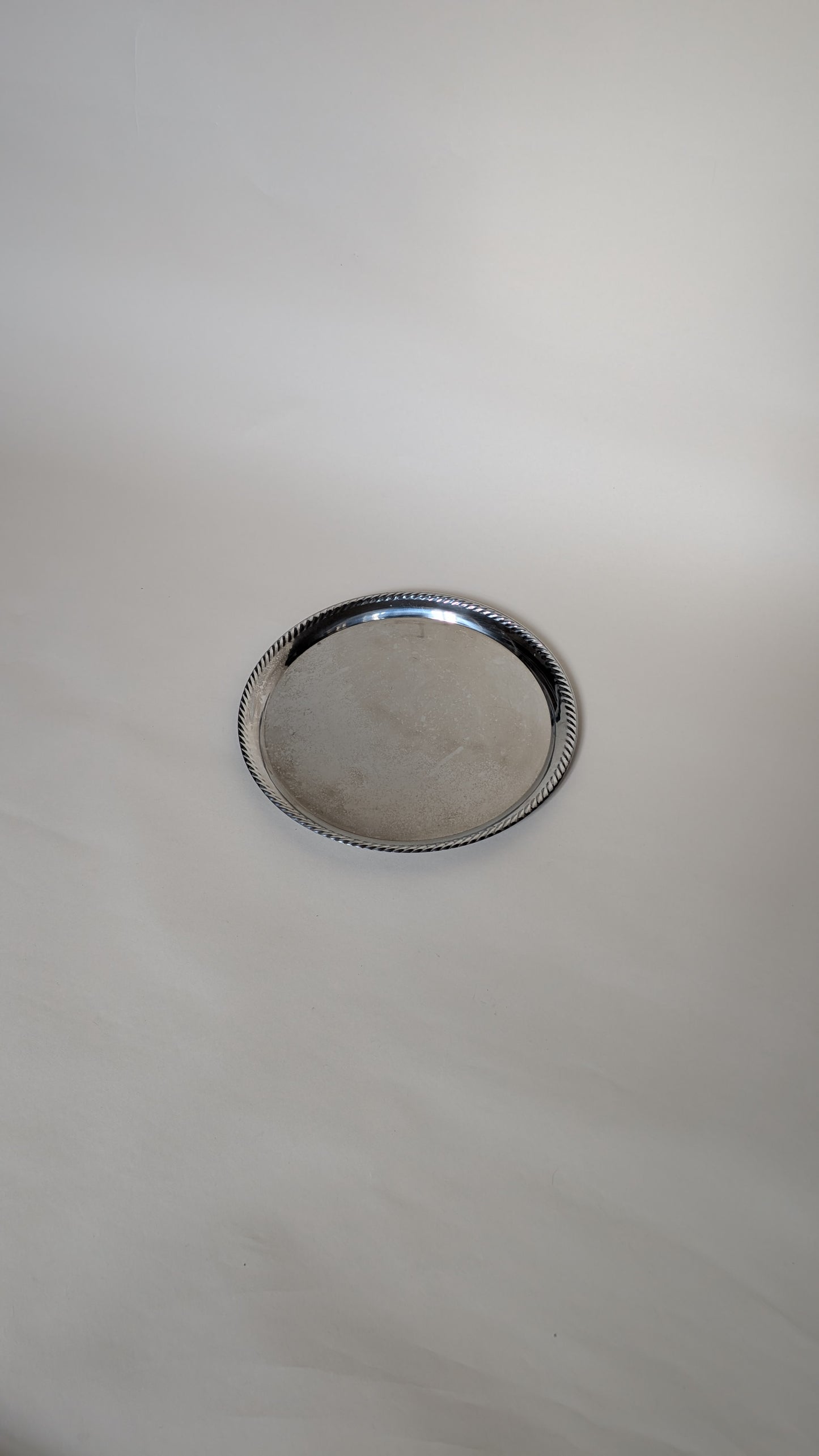 PLATEAU DE SERVICE ARGENTÉ