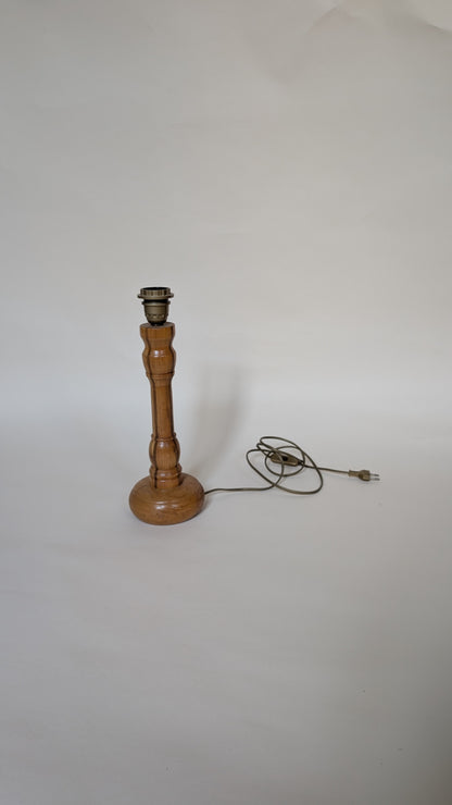LAMPE EN BOIS