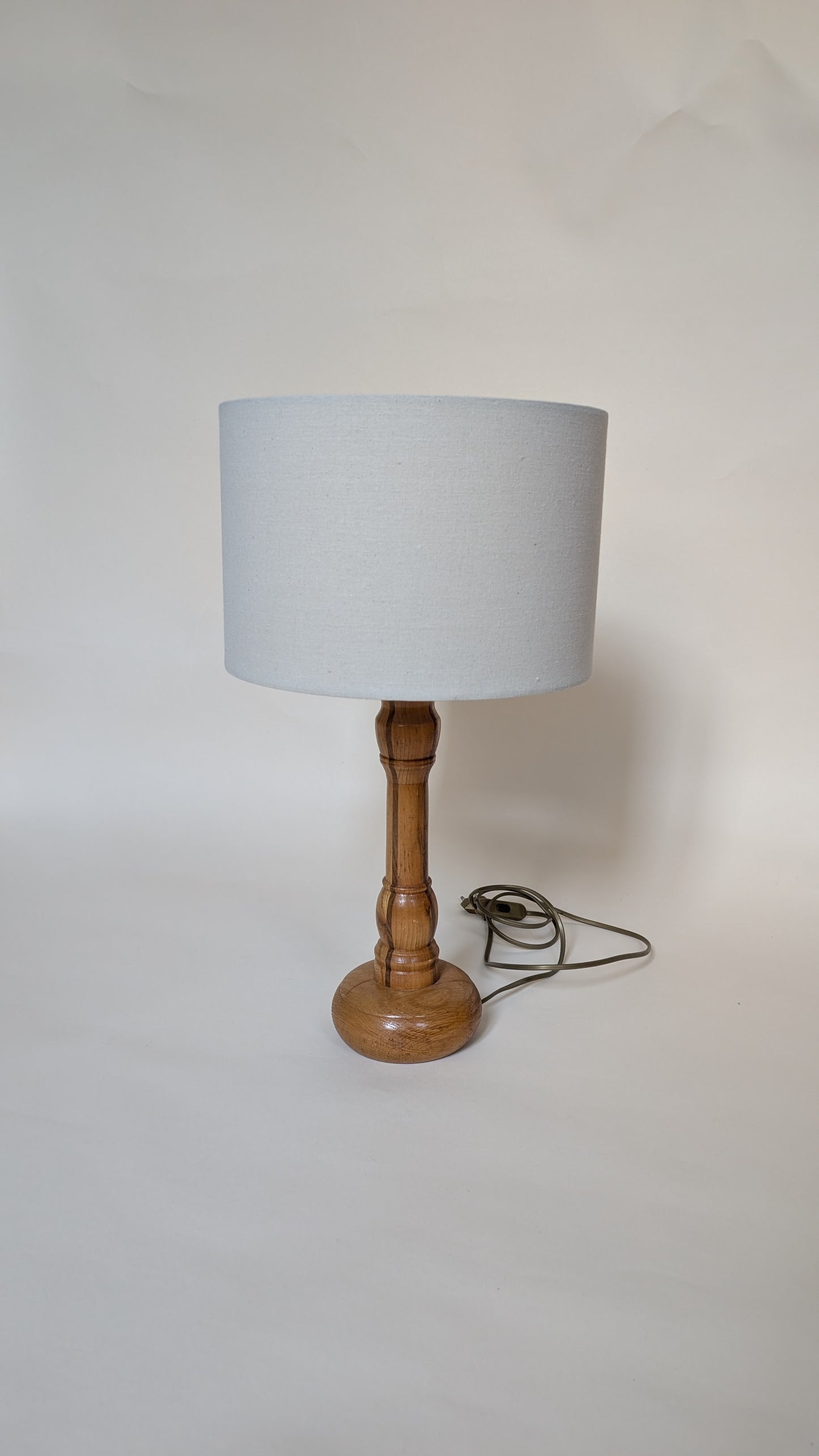LAMPE EN BOIS