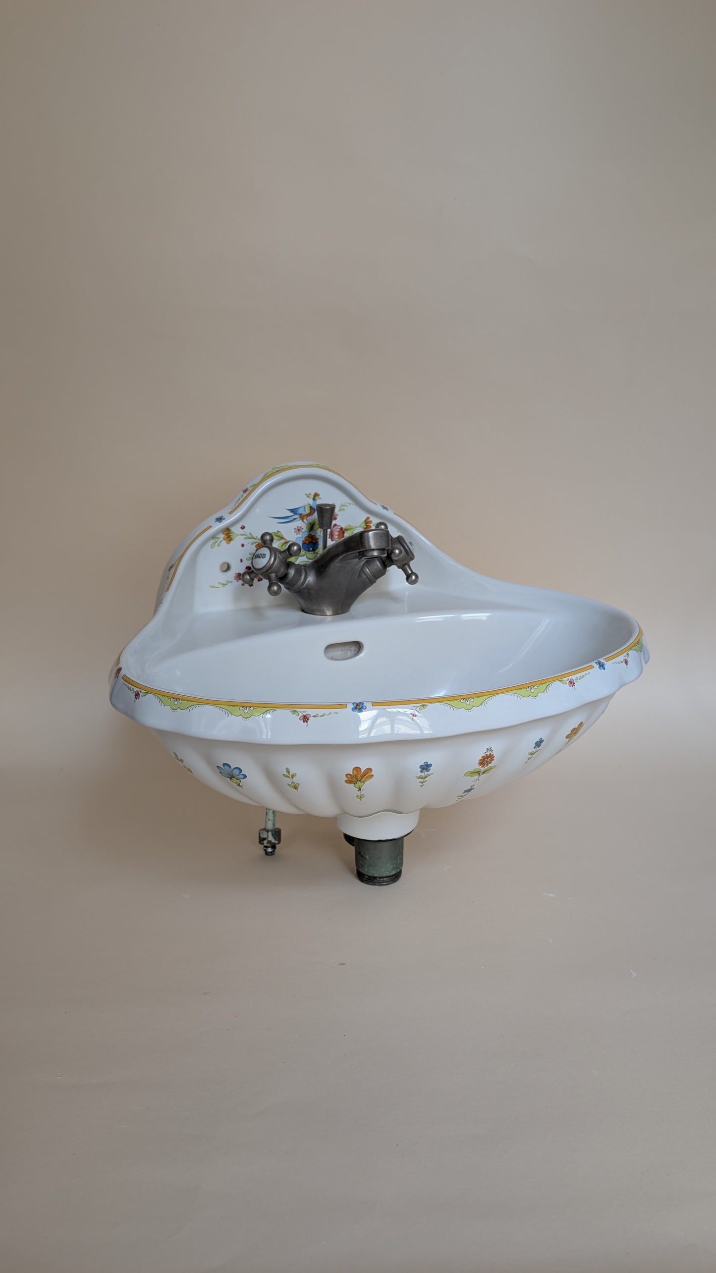 Ensemble de salle de bain en céramique peinte