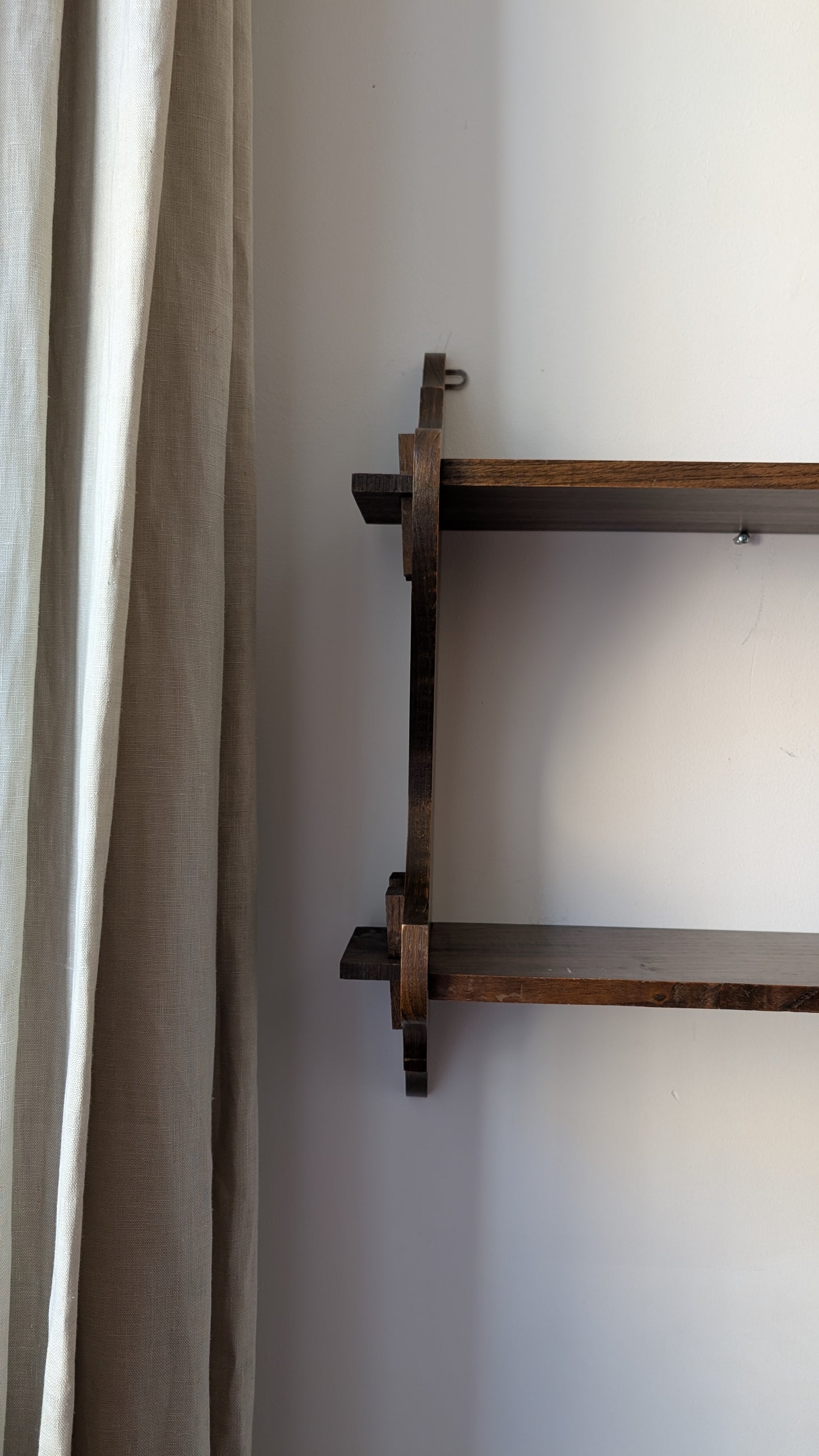 Étagère en bois
