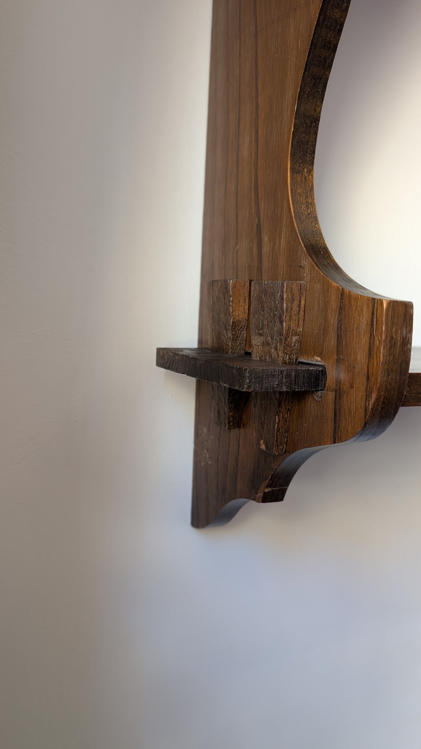 Étagère en bois