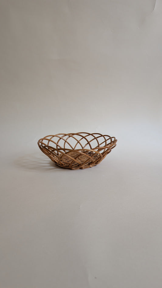 Corbeille vintage en osier tressé