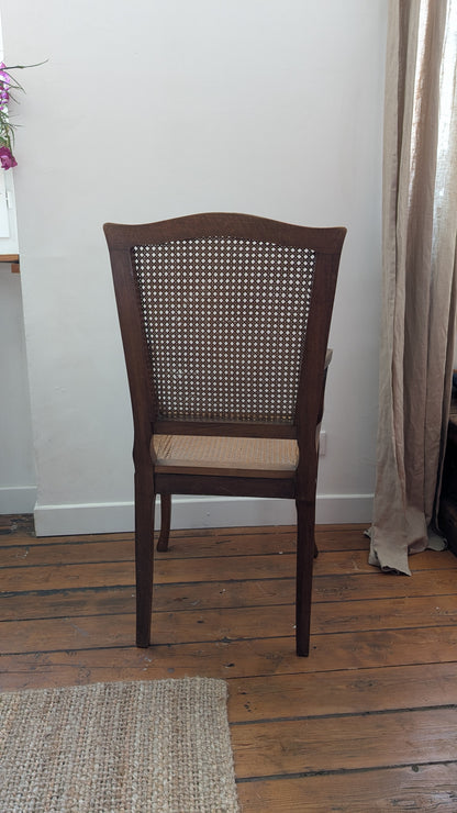 Fauteuil ancien de style Louis XVI en bois et cannage