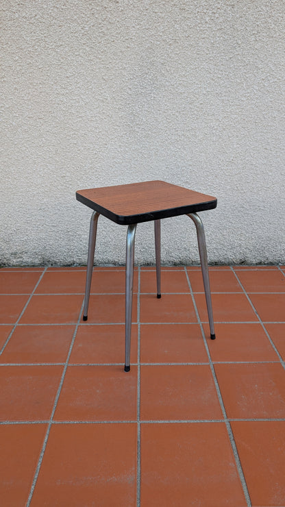 Tabouret en formica
