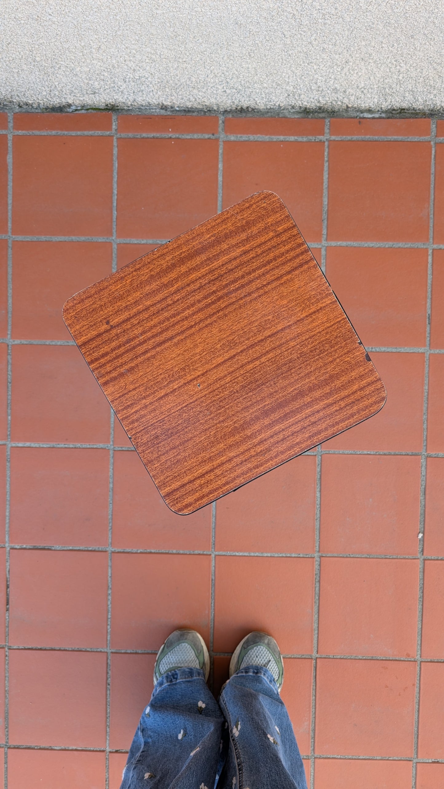 Tabouret en formica