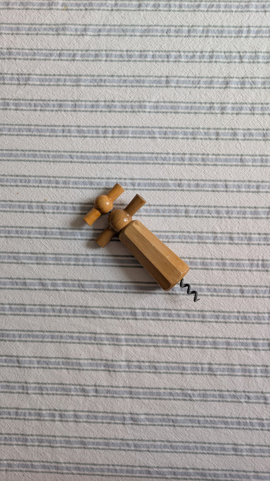 Tire-bouchon en bois