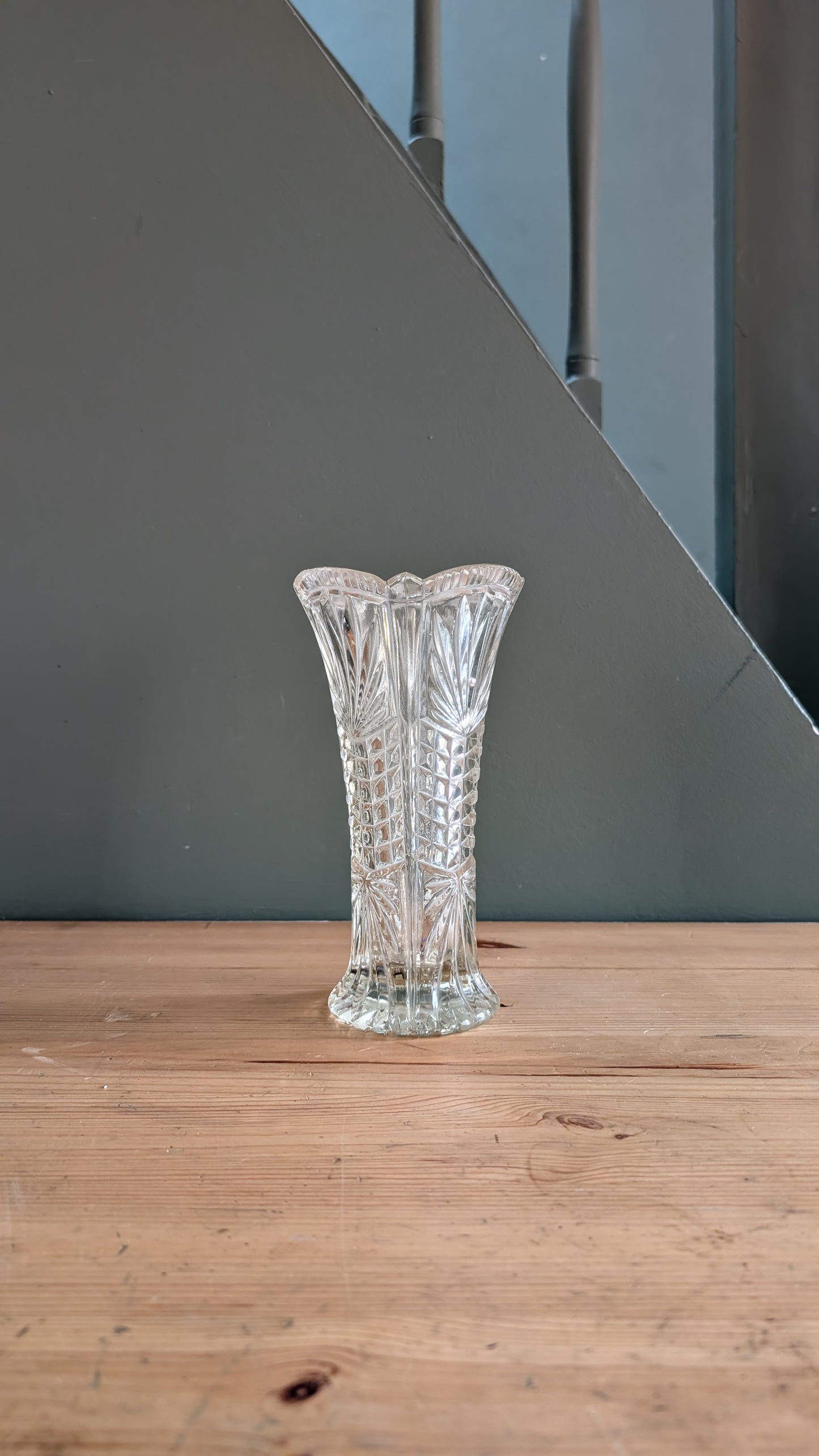 Vase en verre ciselé