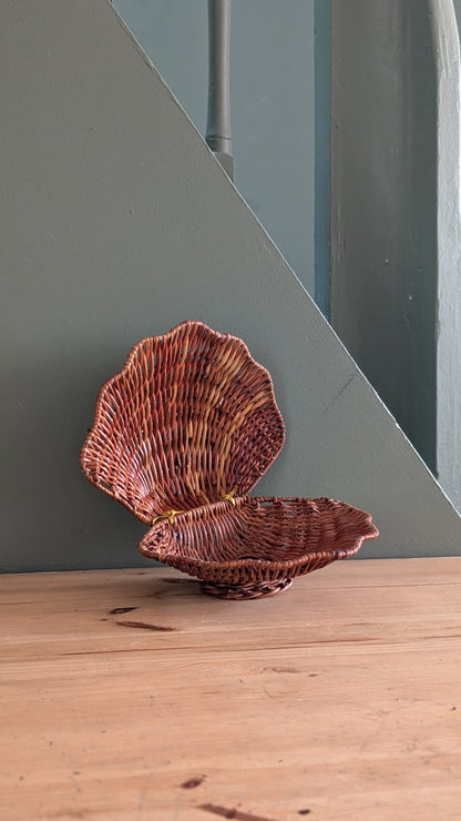Boîte coquillage vintage en osier tressé
