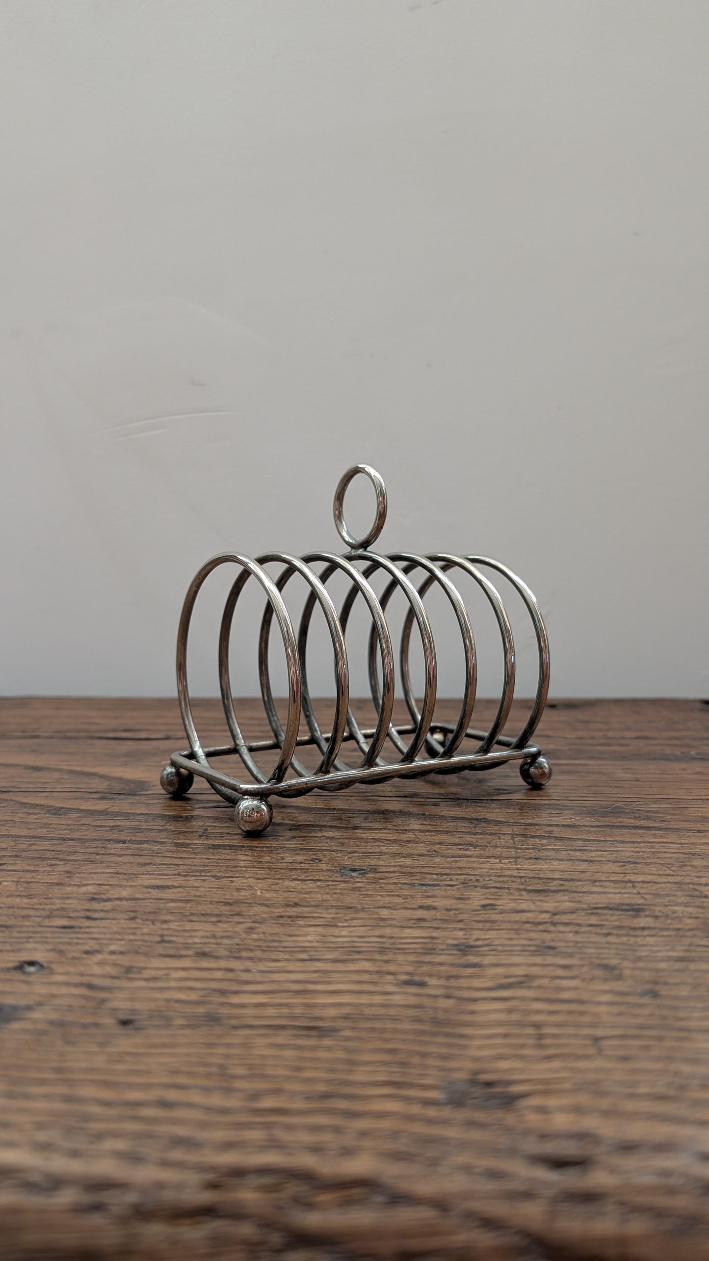 Porte-toast vintage en métal chromé à spirales