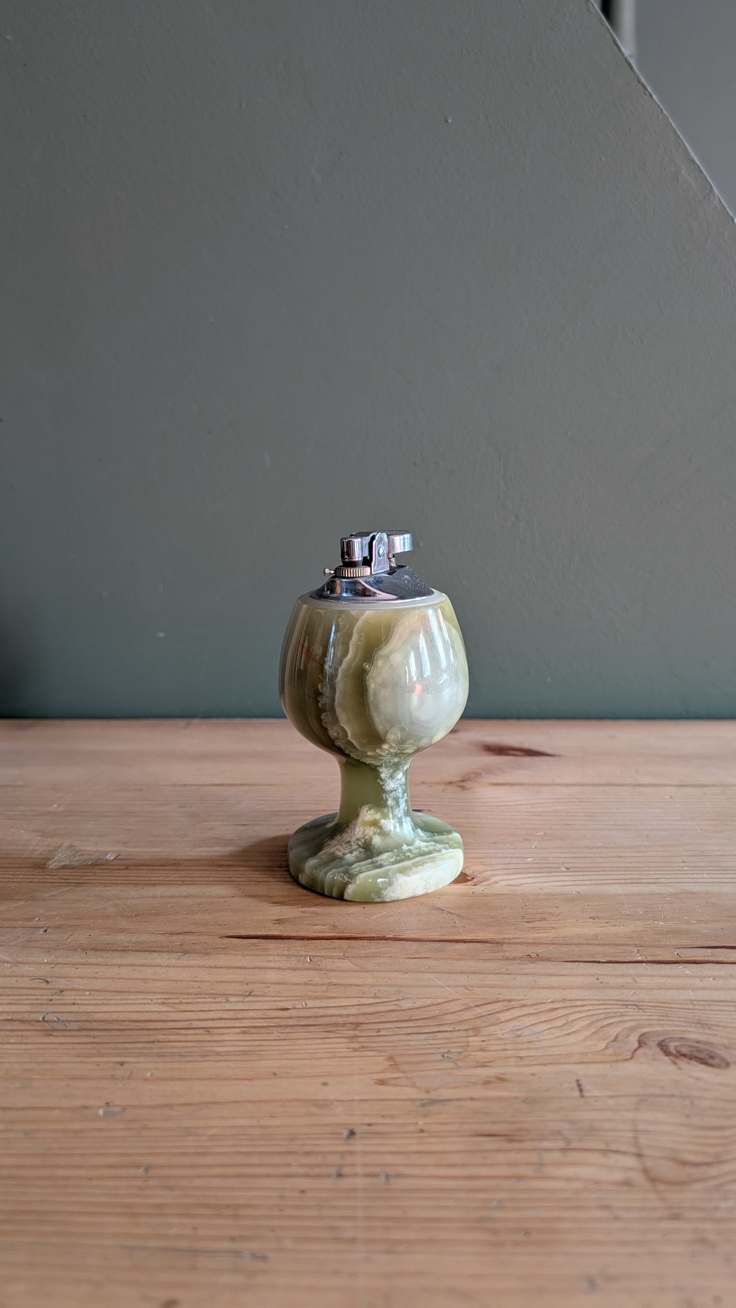 Briquet de table vintage en onyx vert – style années 70