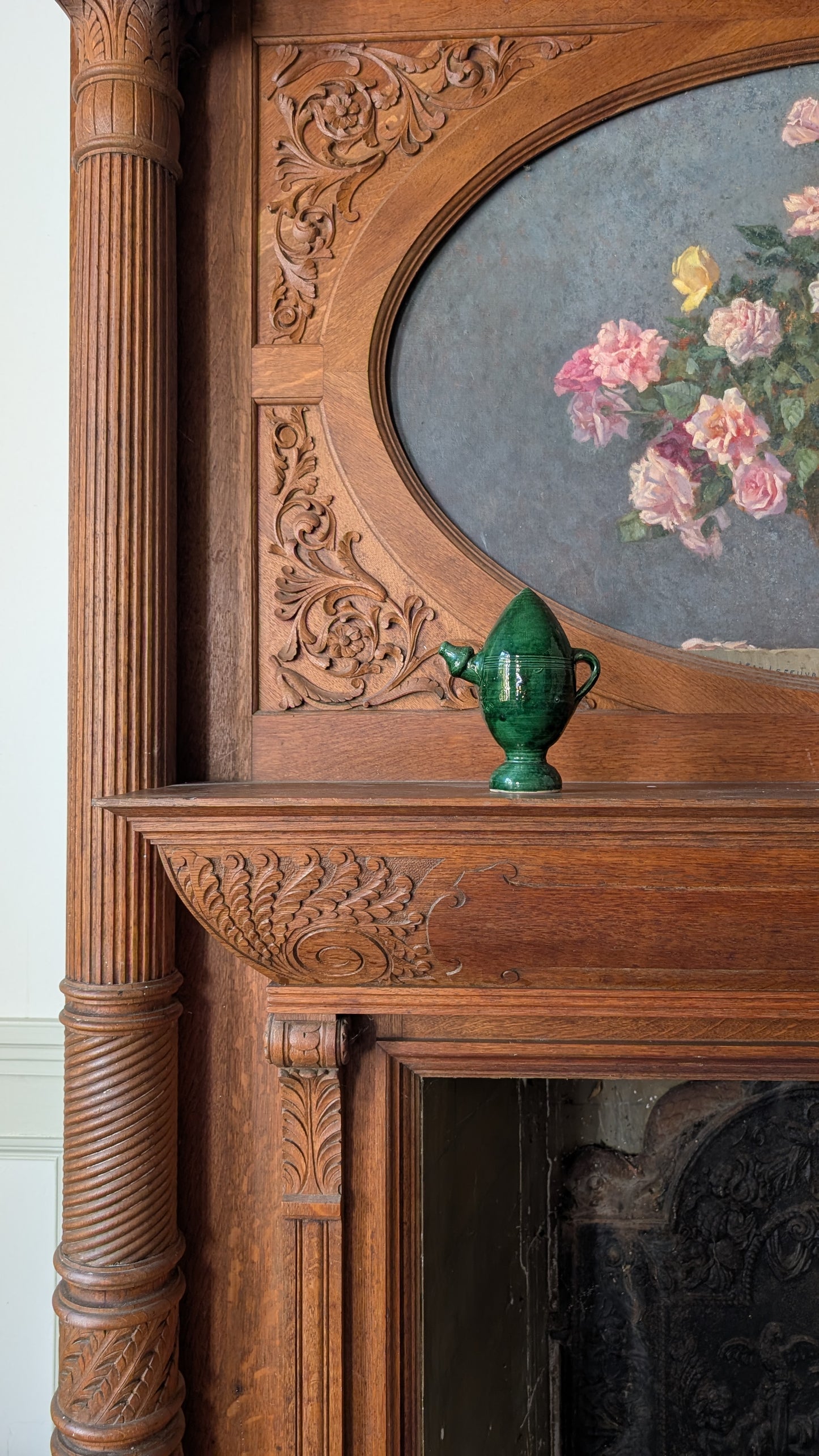 Pièce décorative en grès émaillé vert, forme cruche