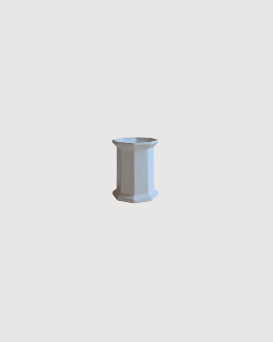 Pot en céramique blanc
