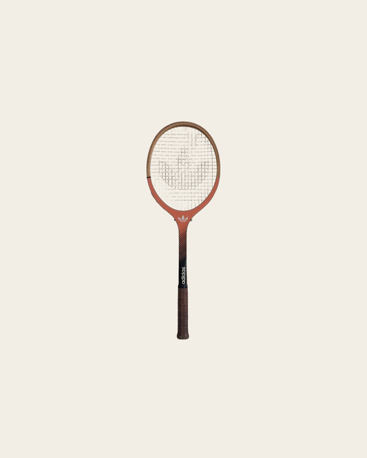 Raquette De Tennis Jaune Avec Poignée Rouge Illustration Simple De Dessin Animé De Raquette De Tennis Jaune Avec Poignée Rouge Illustration Simple De Dessin Animé De