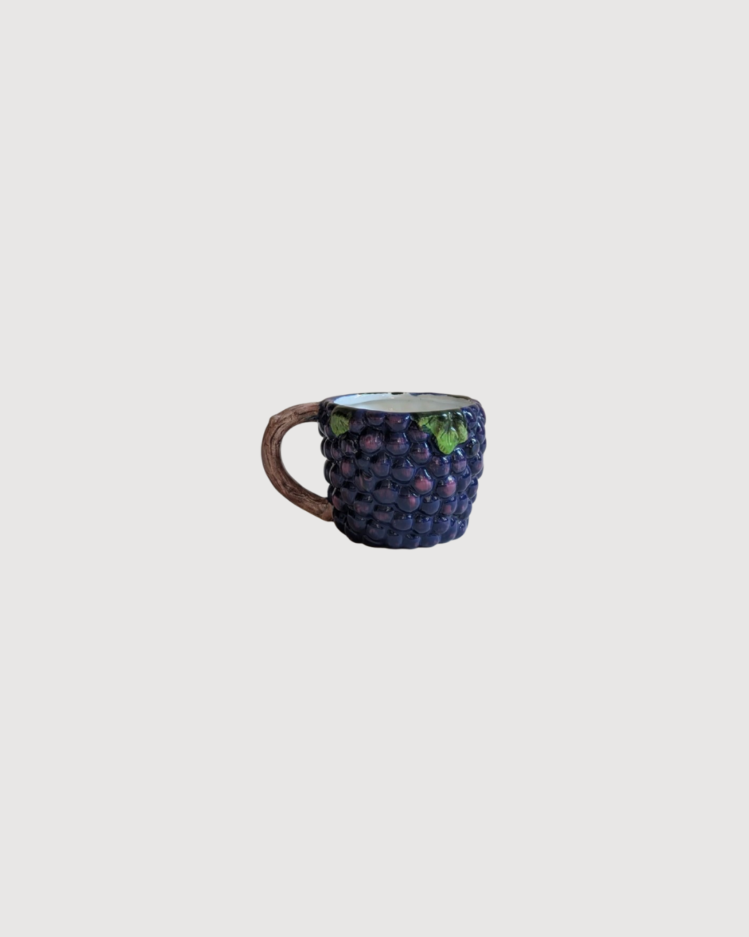 Tasse barbotine raisin