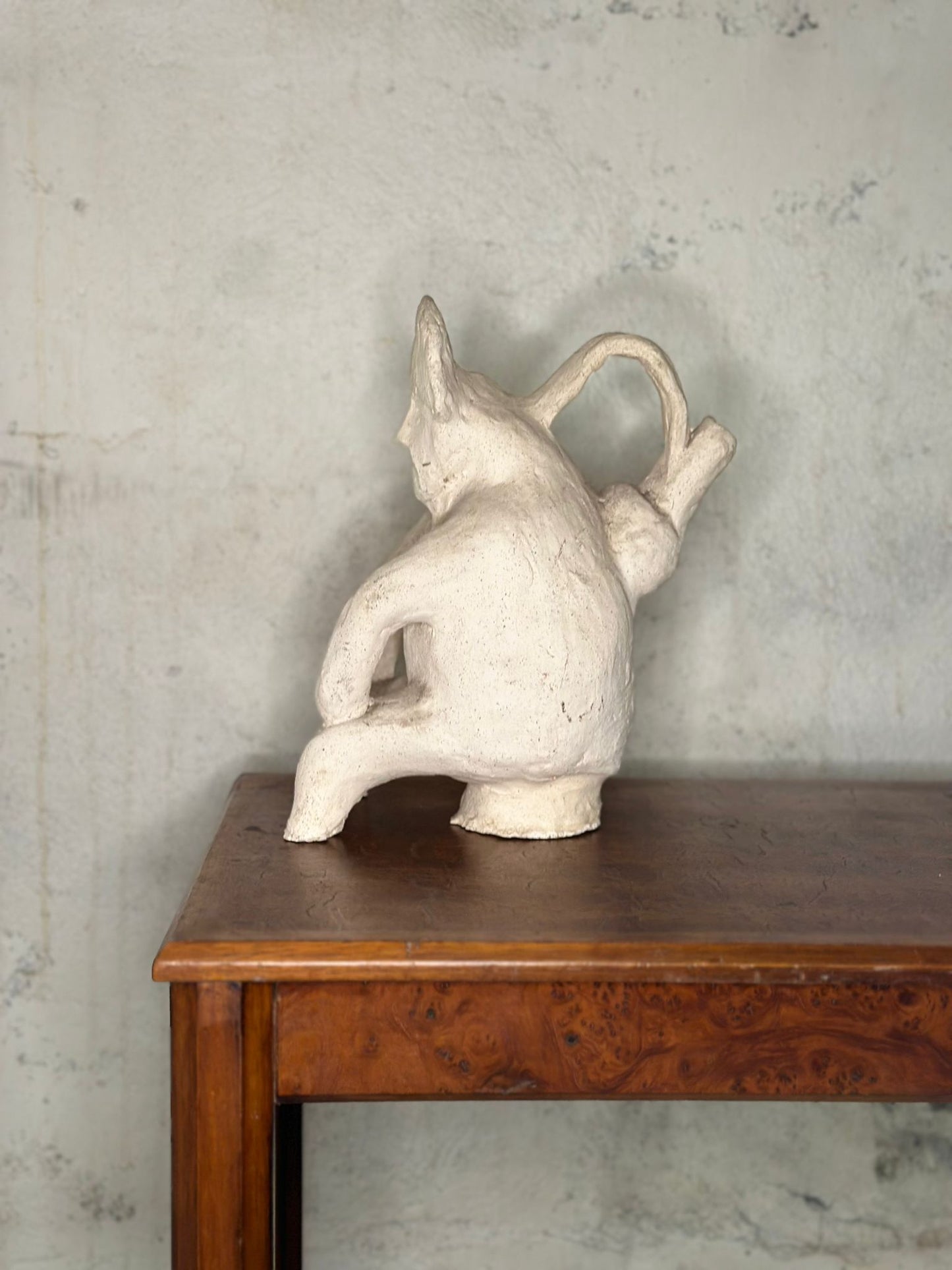 Sculpture en terre cuite anthropomorphe