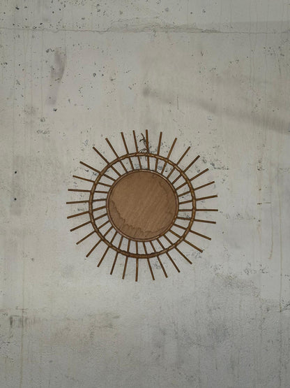 Miroir soleil en rotin vintage