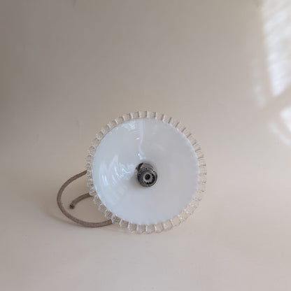 Suspension opaline blanche